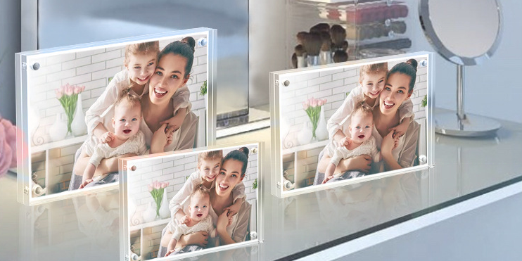 Acrylic Magnetic Picture Frame (3)