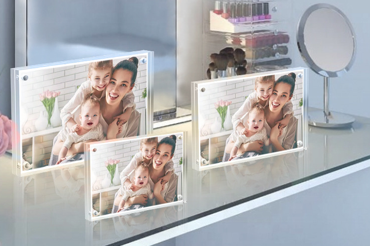 Acrylic Magnetic Picture Frame (3)