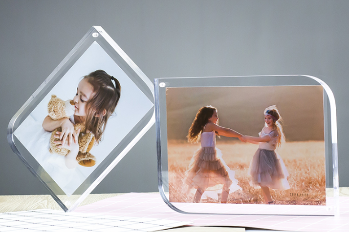 Acrylic Picture Frame (2)