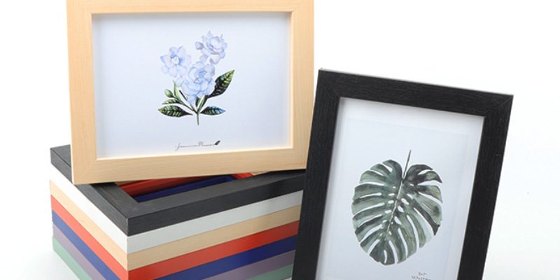 Different sizes wooden picture frame (6)